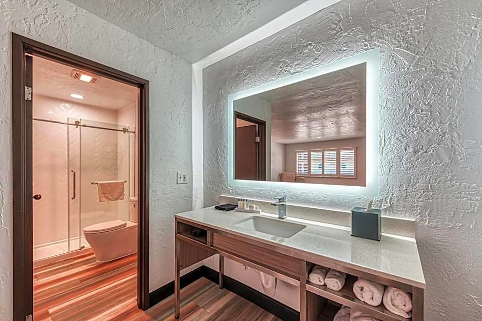 Casa Via Mar Inn, an Ascend Collection Hotel