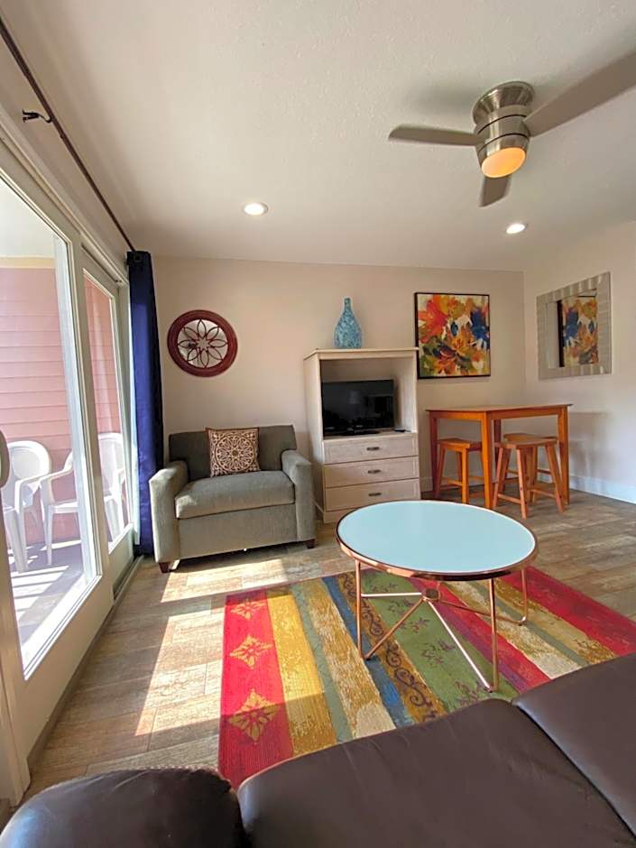 The Victorian Condo/Hotel