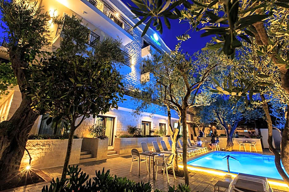 Hotel Harmony by Aycon