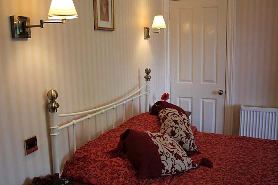 Photo 1 of 2 of Family Suite
