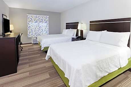 2 Queen Beds Standard