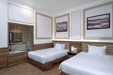 Superior Family Room