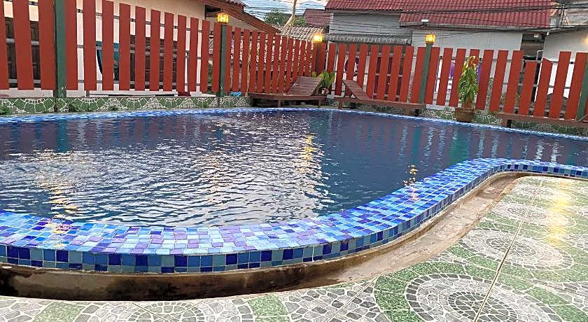 Premier Vang Vieng Hotel