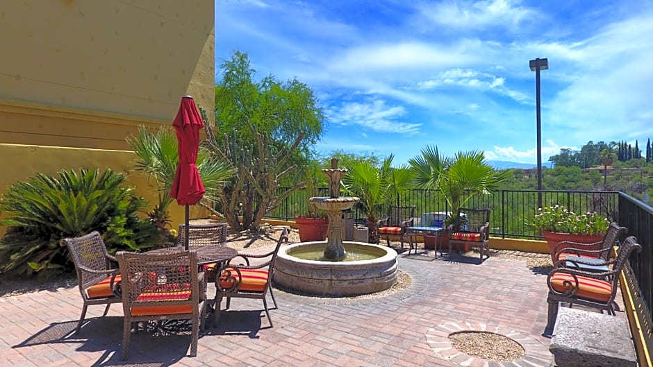 Hampton Inn & Suites Tucson Mall