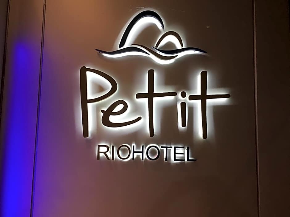 Petit Rio Hotel