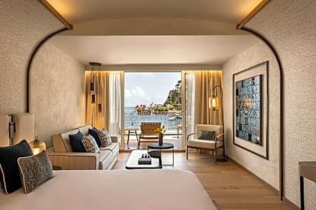 Junior Suite with Sea View (2 Adults)