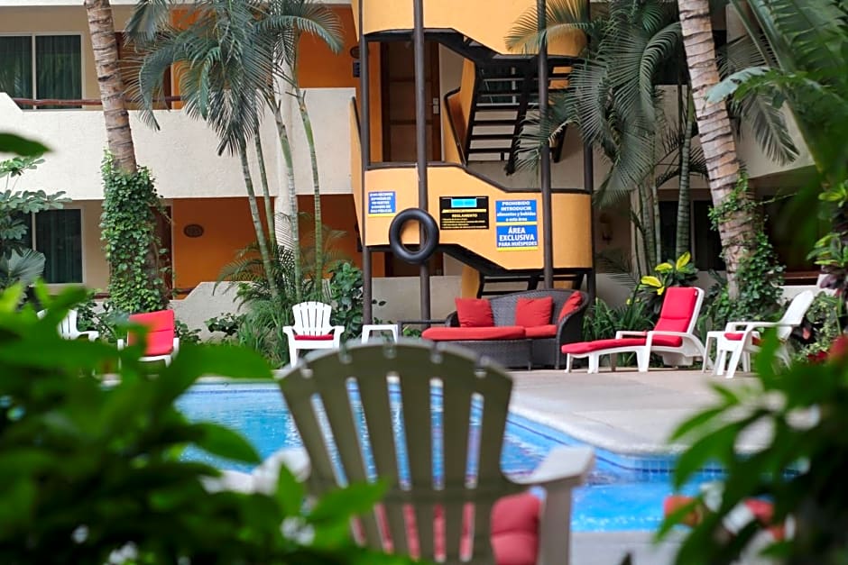 Hotel Palapa Palace Inn