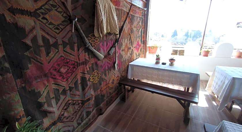 Anz Guest House Pansiyon