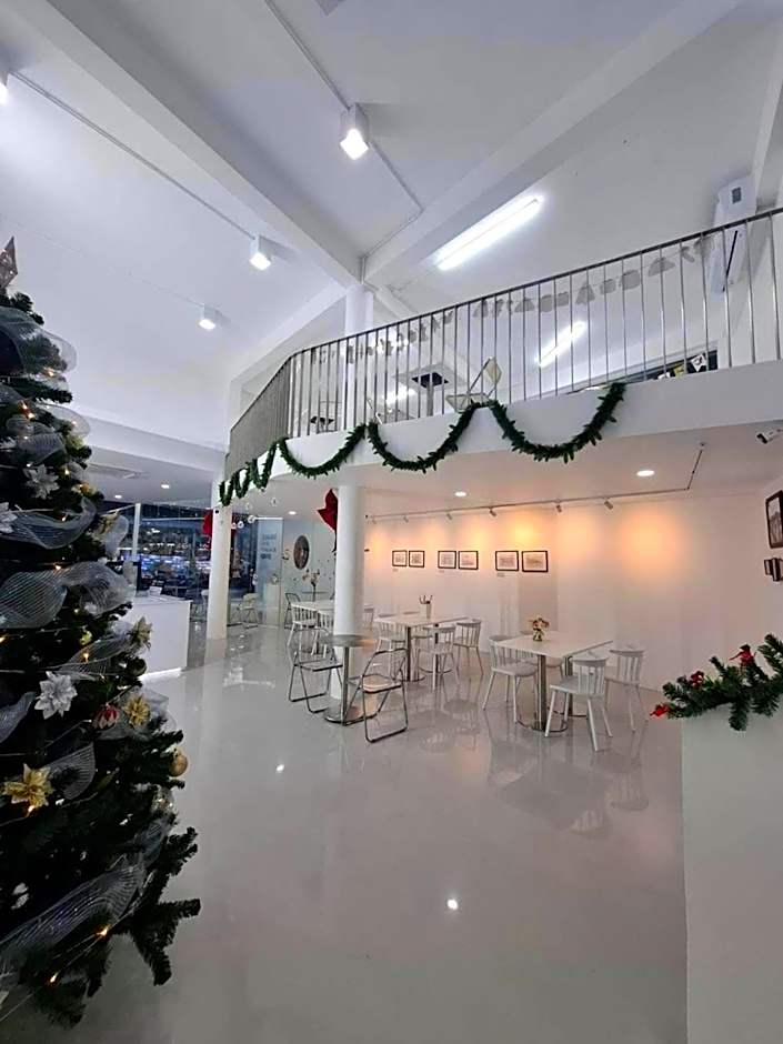 Scenario Cafe and Hostel