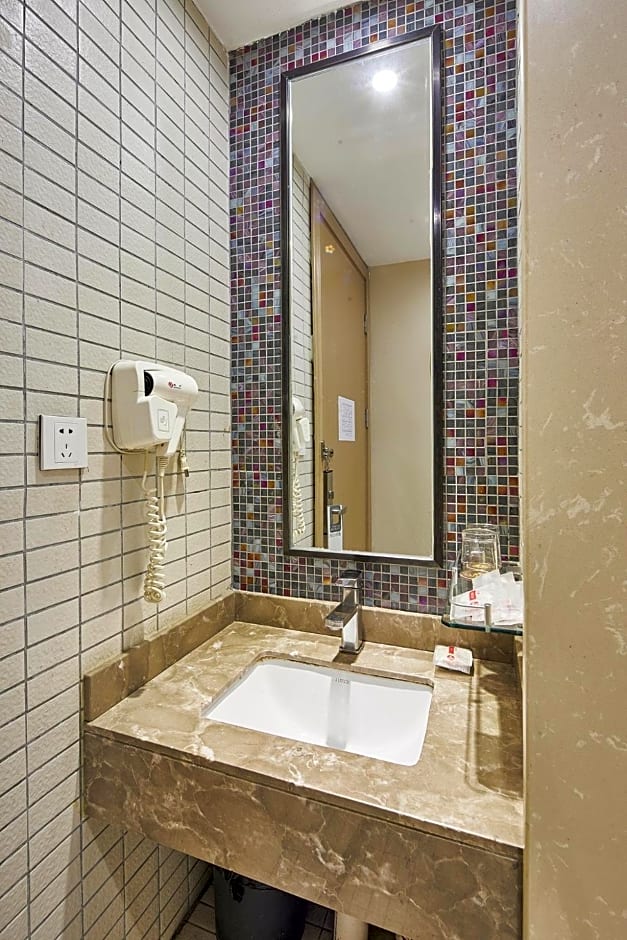 Insail Hotels Guangzhou XiMenKou Subway Station Branch