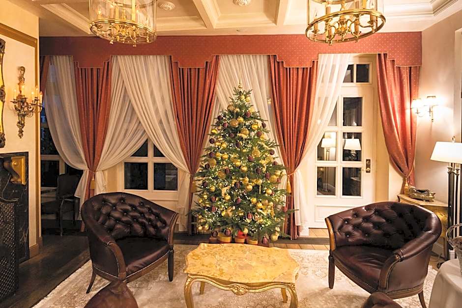 Imperial Hotel & Restaurant