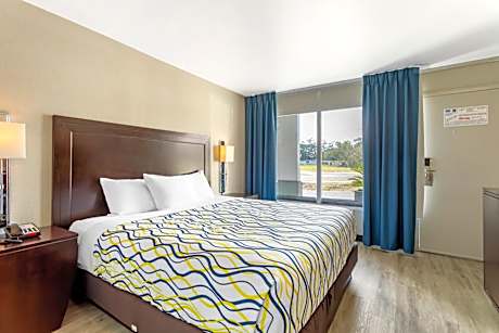 King Room - Non Smoking