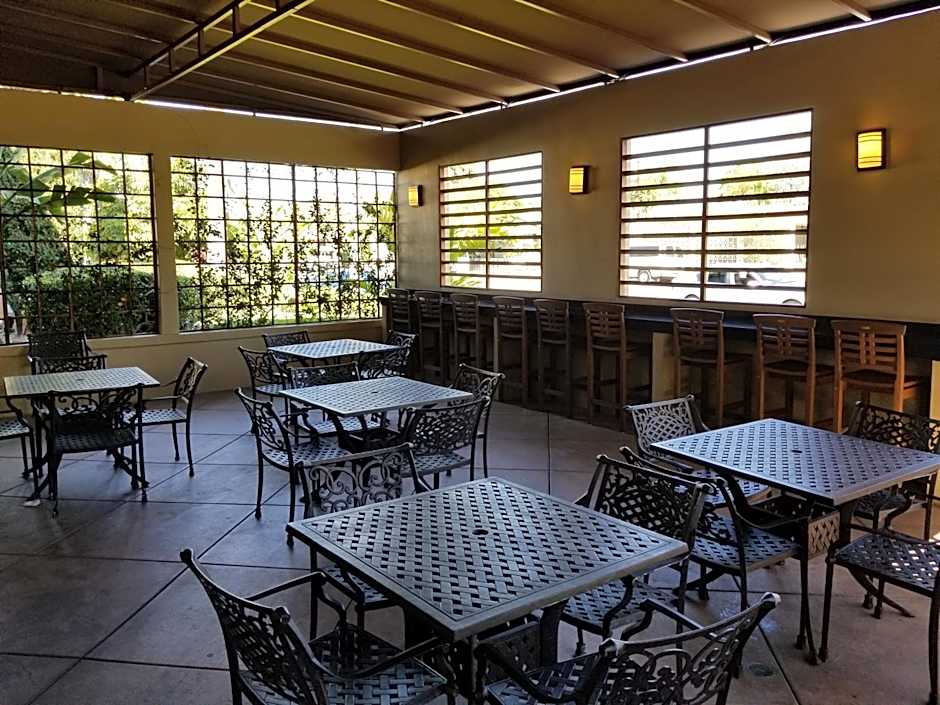 Quality Inn & Suites Maingate