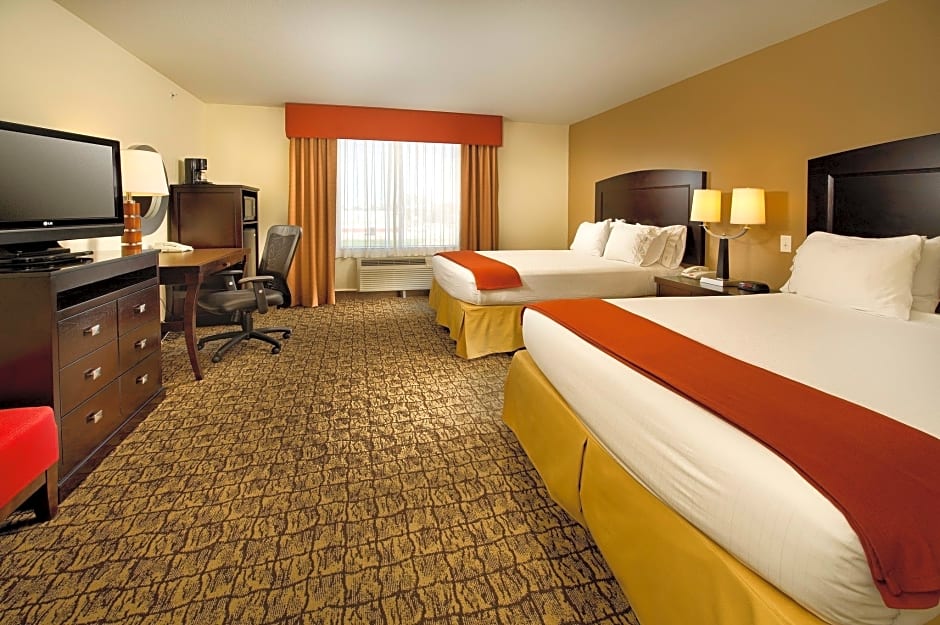 Holiday Inn Express Uvalde