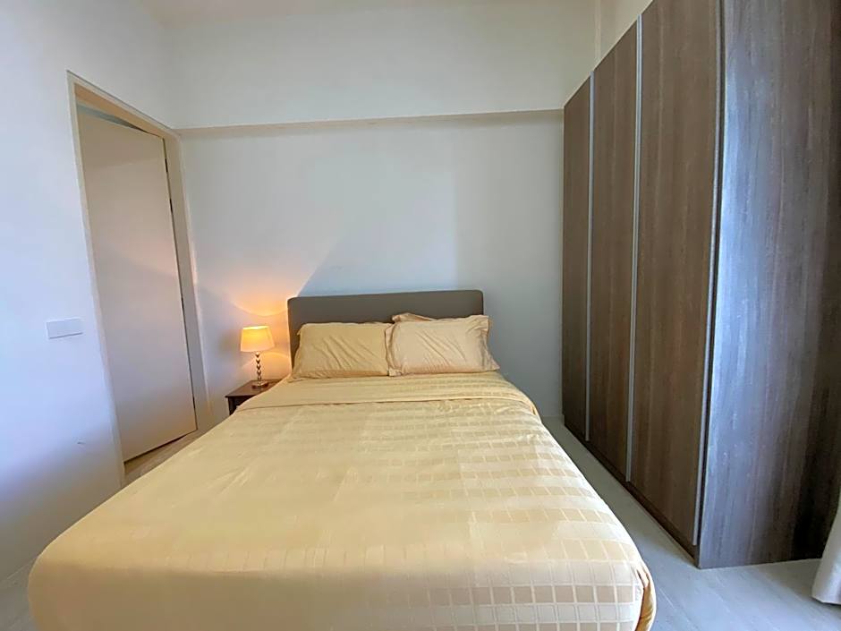 By The Sea@Side Seaview n swimming pool view #133A