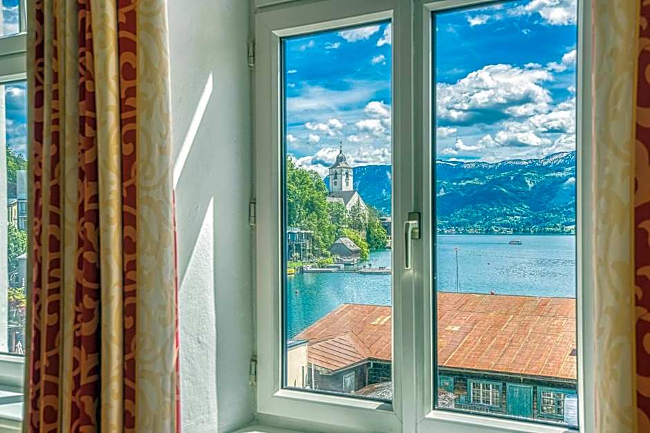 Romantik Residenz (Ferienwohnungen Hotel Im Weissen Rössl) - Dependance