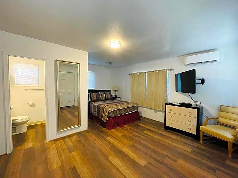 Riverfront Lodging