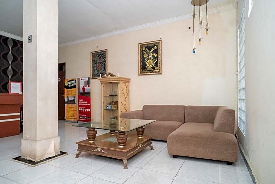 RedDoorz near Uniska Banjarmasin