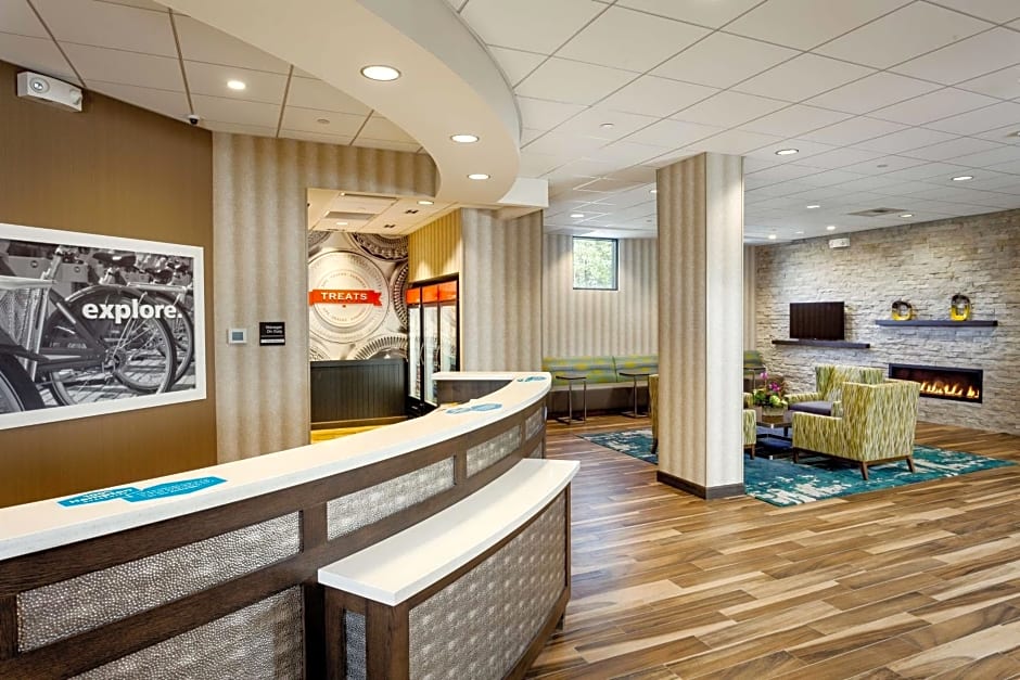 Hampton Inn & Suites by Hilton Seattle/Northgate