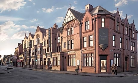 The Royal Hotel Crewe, A BRILLIANT Collection, Powered by OYO