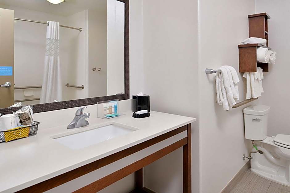 Hampton Inn By Hilton And Suites Hutto