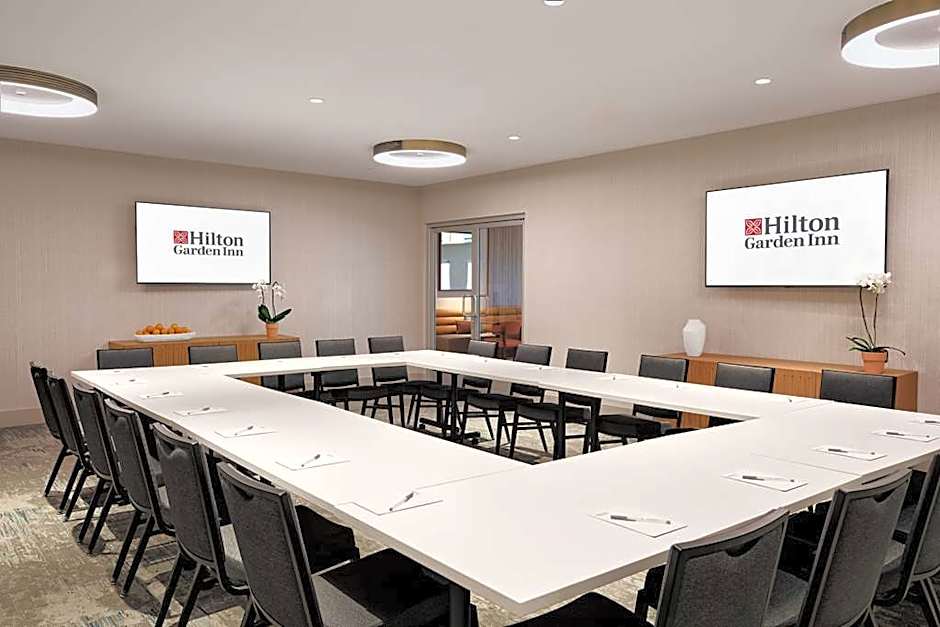 Hilton Garden Inn LAX Los Angeles Airport