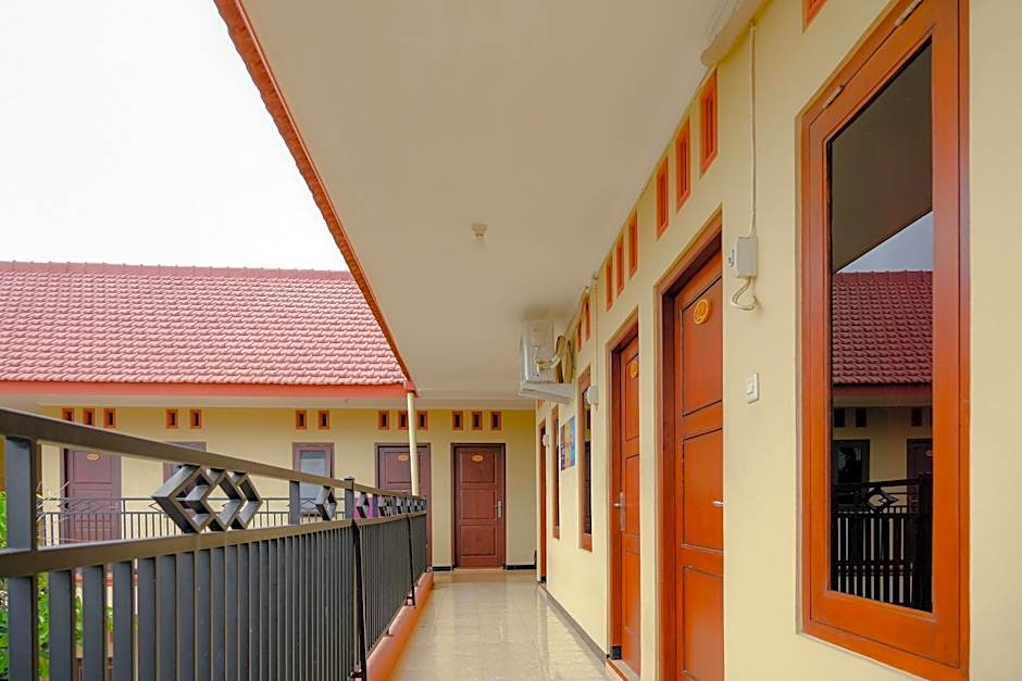 Hotel O Panderman Residence