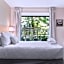 Gold Coast Inn ⁀➷ Breathtaking Sunsets ➠ Standard Lake View Room ➠ 106