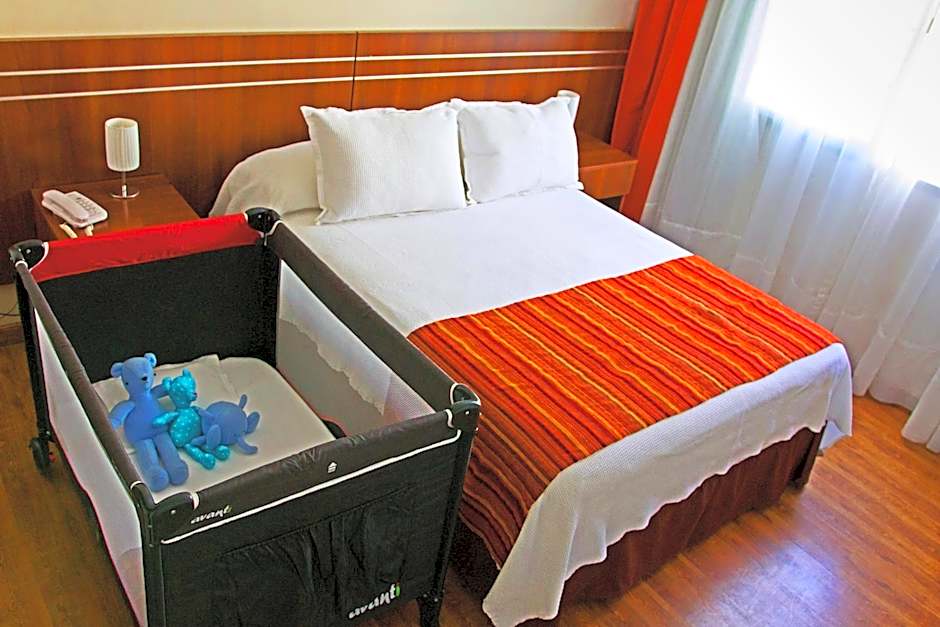 Hotel America
