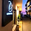 Lunar Hotel Modern Boutique