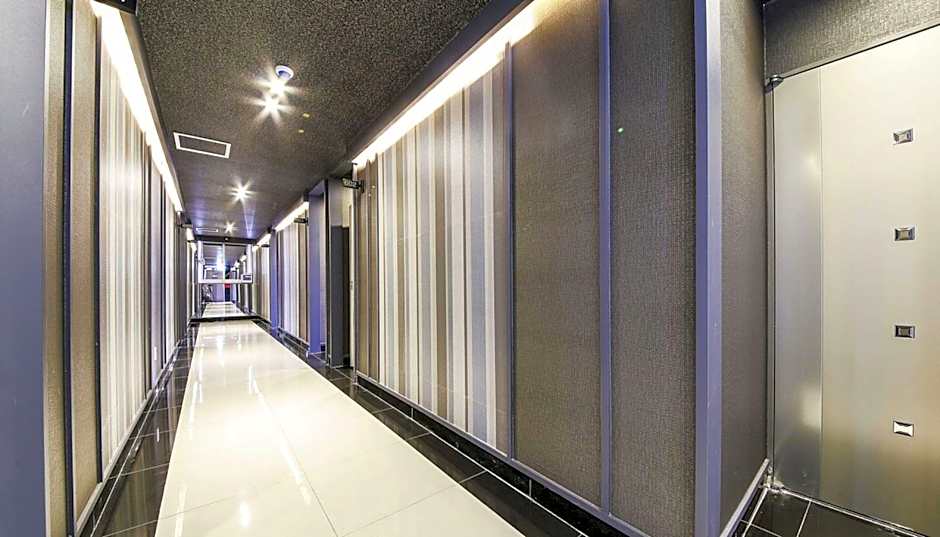 Dom Hotel