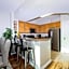 Marvelous 9th Floor Condo Gulf, Pool & Sunset View