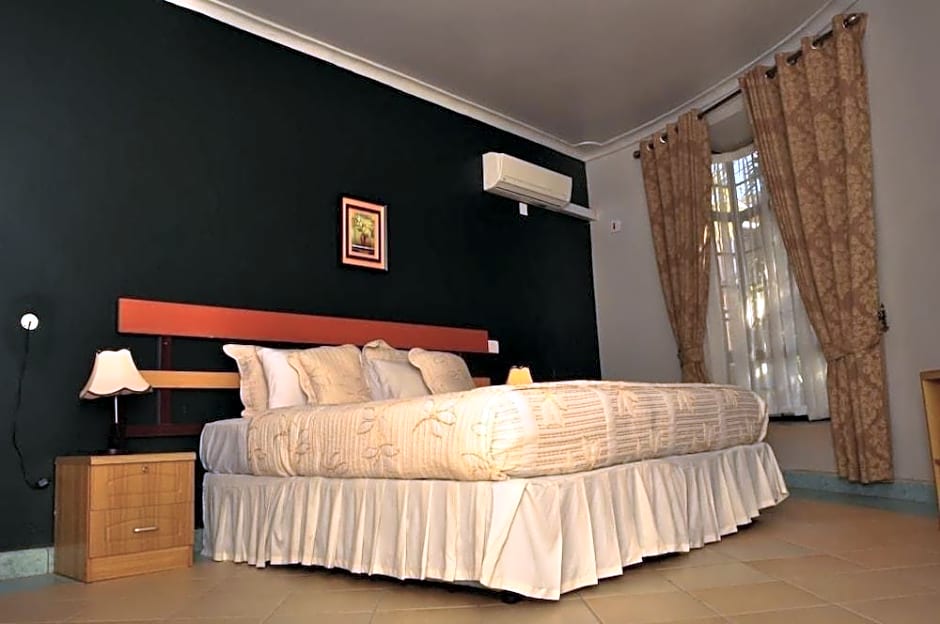 Silver Springs Hotel Uganda