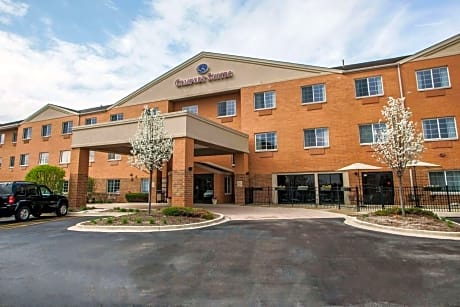Comfort Suites Elgin