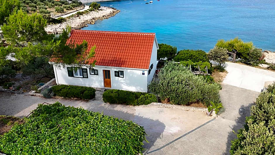 Captain's House Primošten - feel the sea