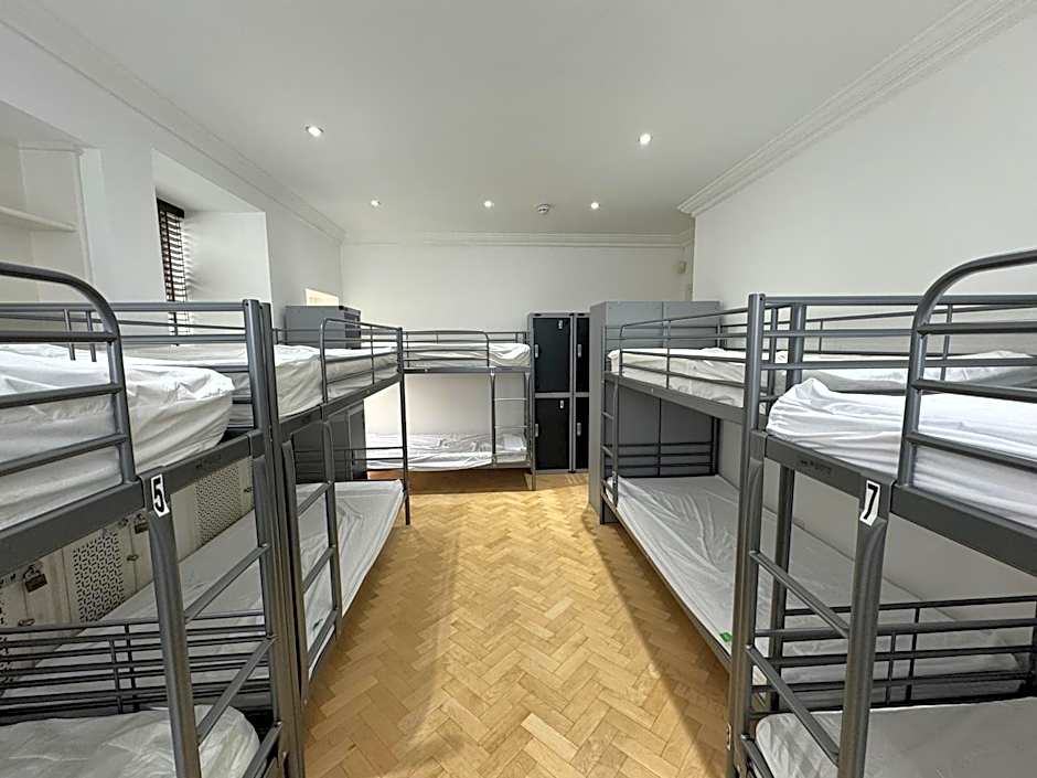365 London Hostel