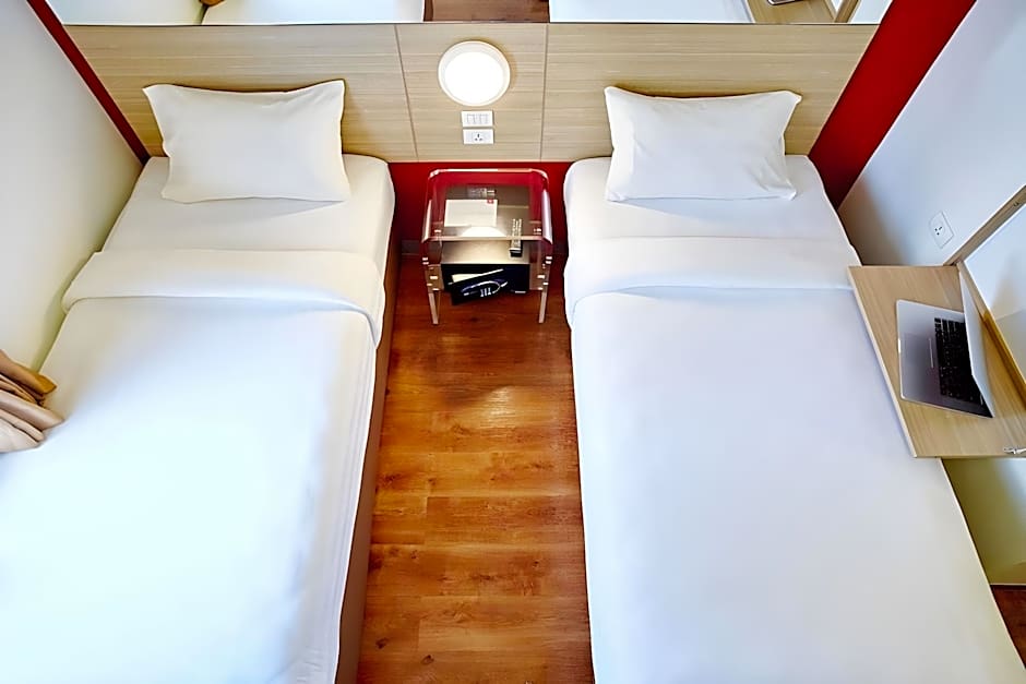 Red Planet Quezon City