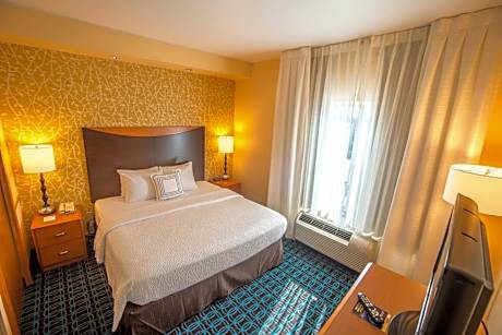 Studio with King Bed, Sitting Area and Sofa Bed