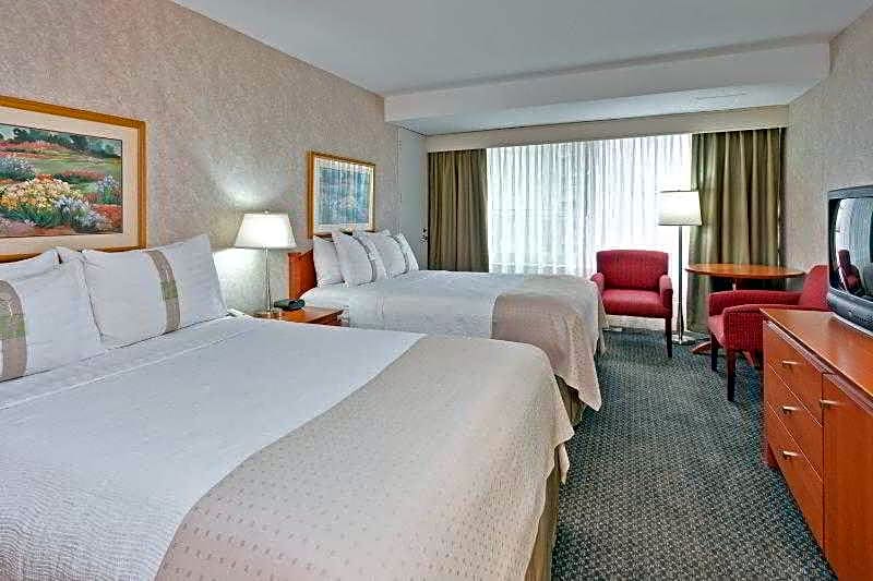 Holiday Inn Montreal Midtown