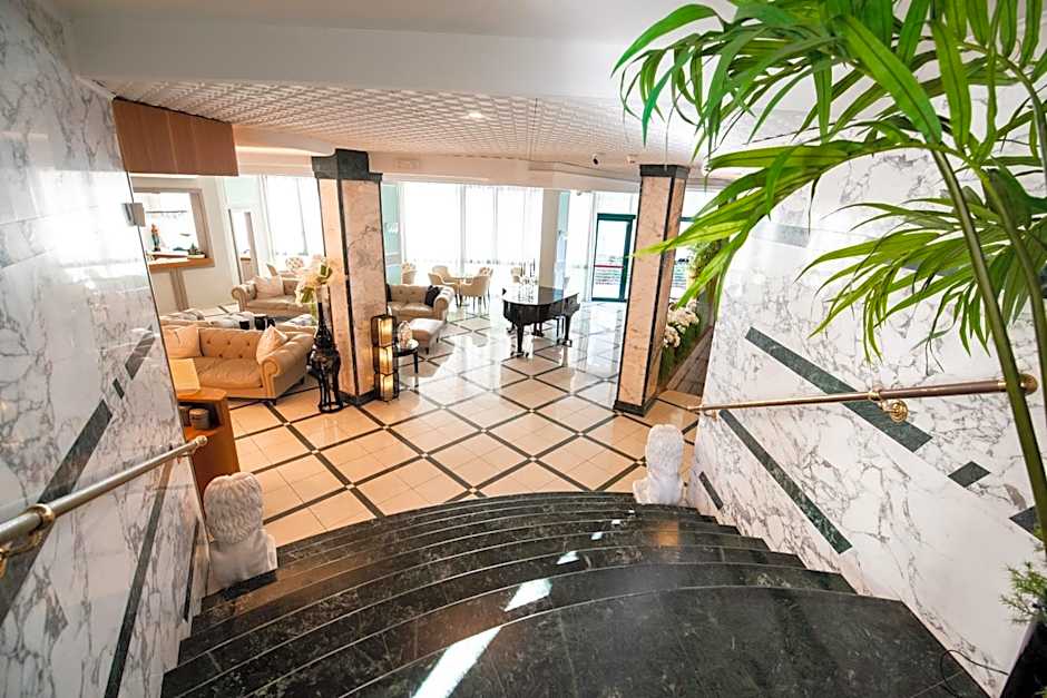 Hotel Carlton