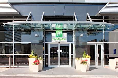 Holiday Inn Stevenage by IHG
