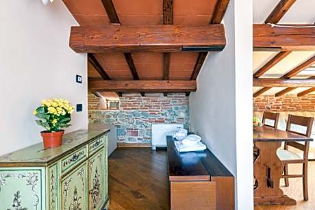 Attic Studio (2 Adults)