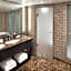Columbus Hotel Monte-Carlo, Curio Collection by Hilton