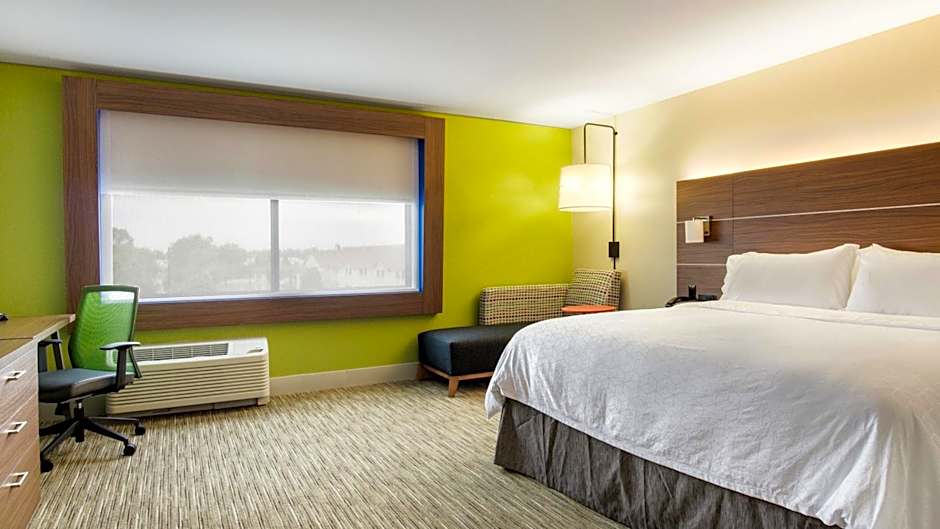 Holiday Inn Express & Suites Racine By IHG