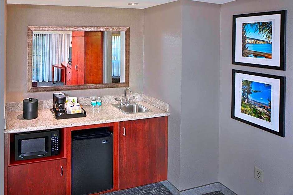 Courtyard by Marriott Stuart