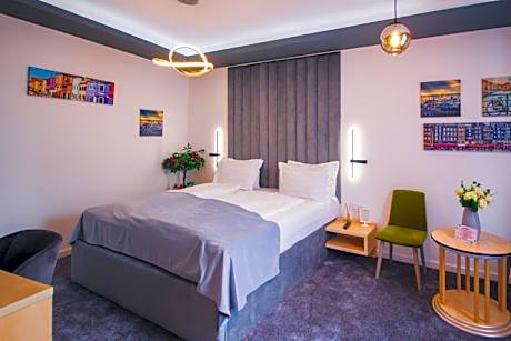 Rabbit Hole Superior Extension