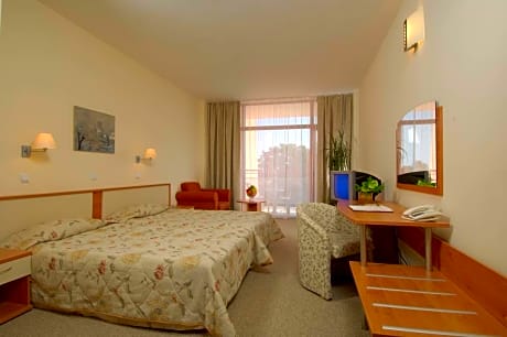 Double room with park view