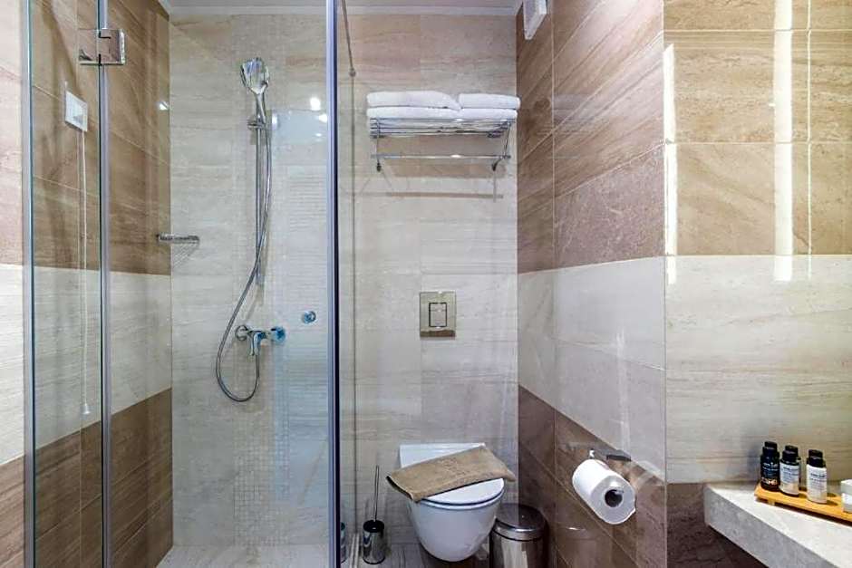 King Maron Beach Hotel & Spa