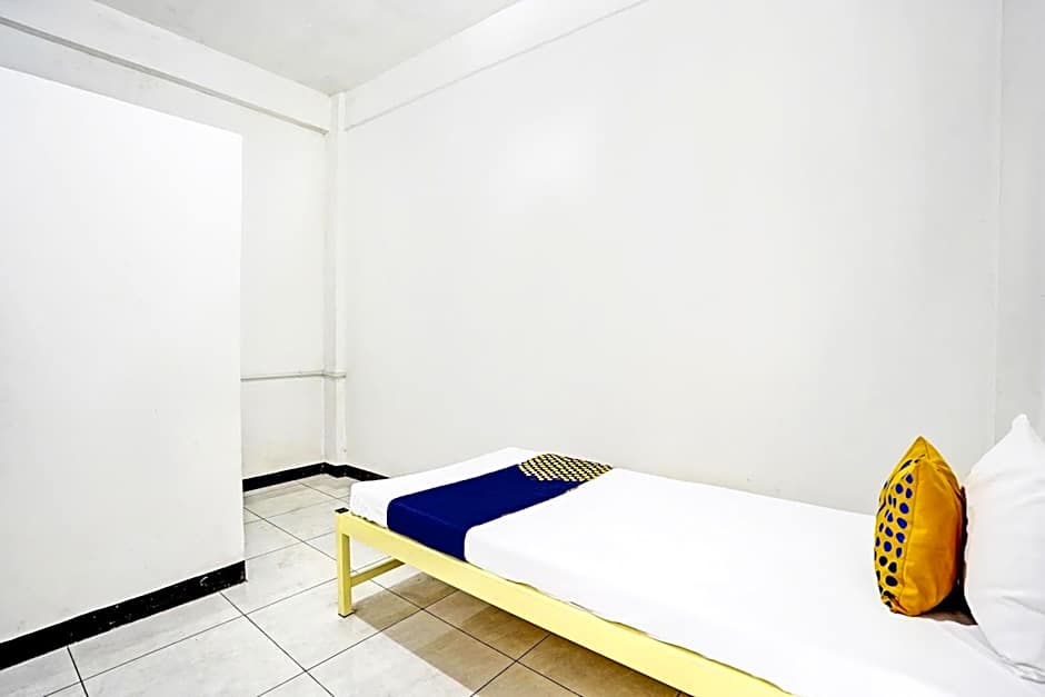 OYO Life 91947 Kost Barokah Syariah