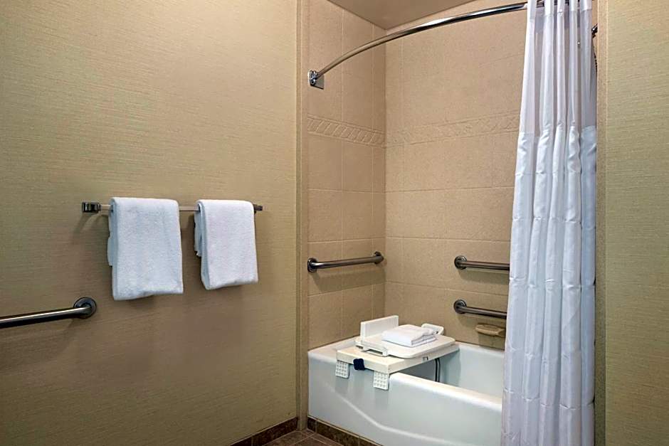 Radisson Hotel Lenexa Overland Park